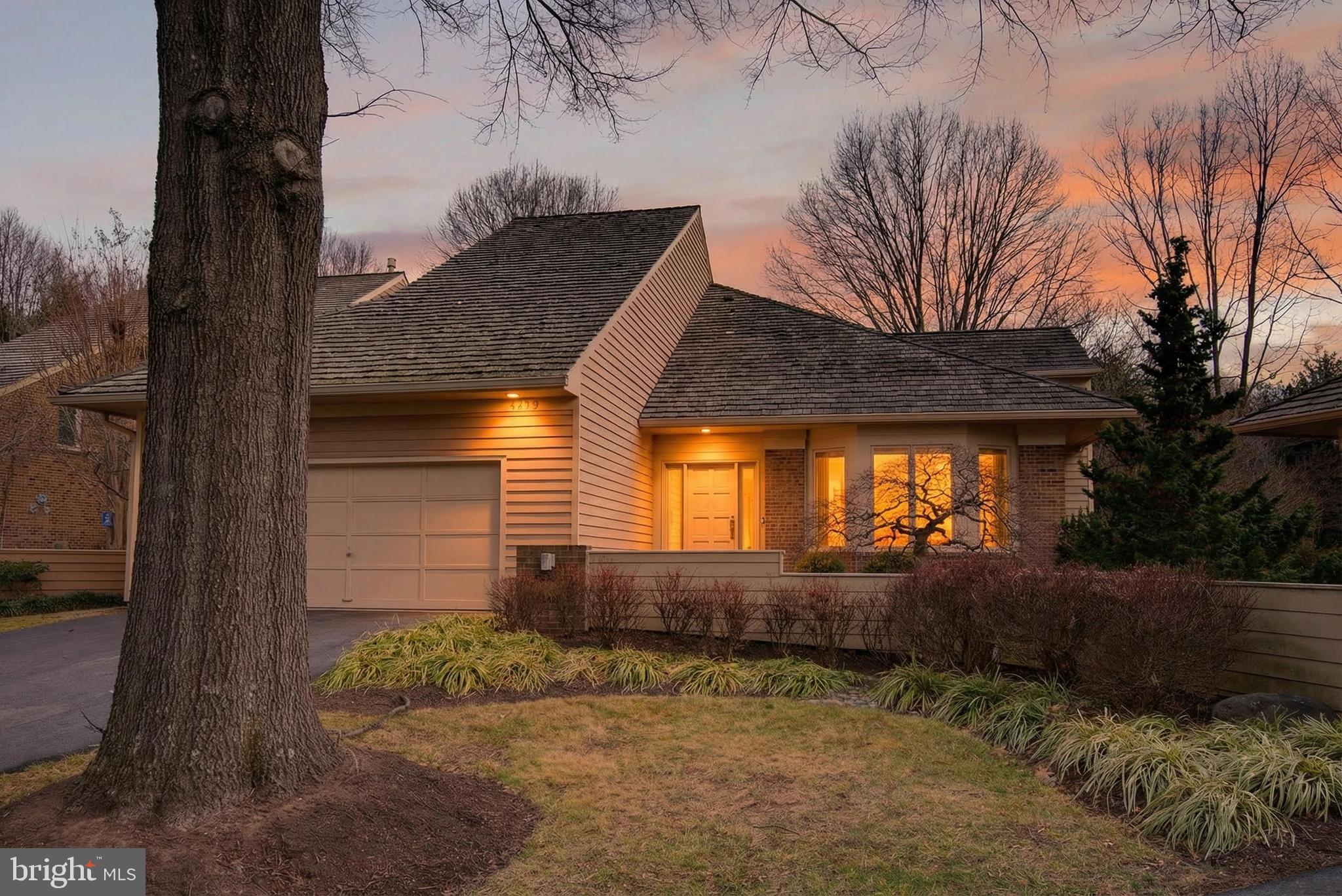 1419 BELCASTLE COURT