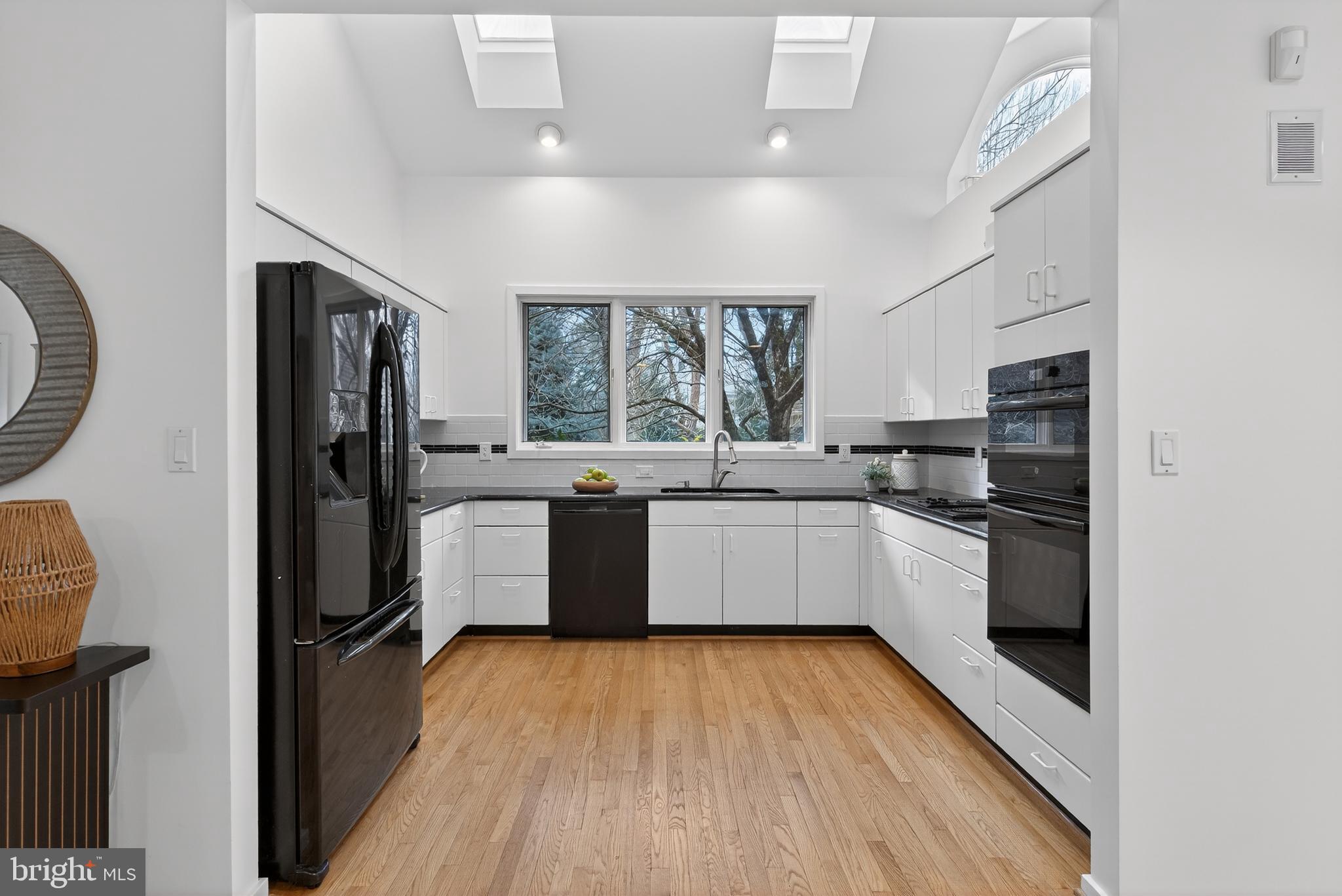 1419 BELCASTLE COURT