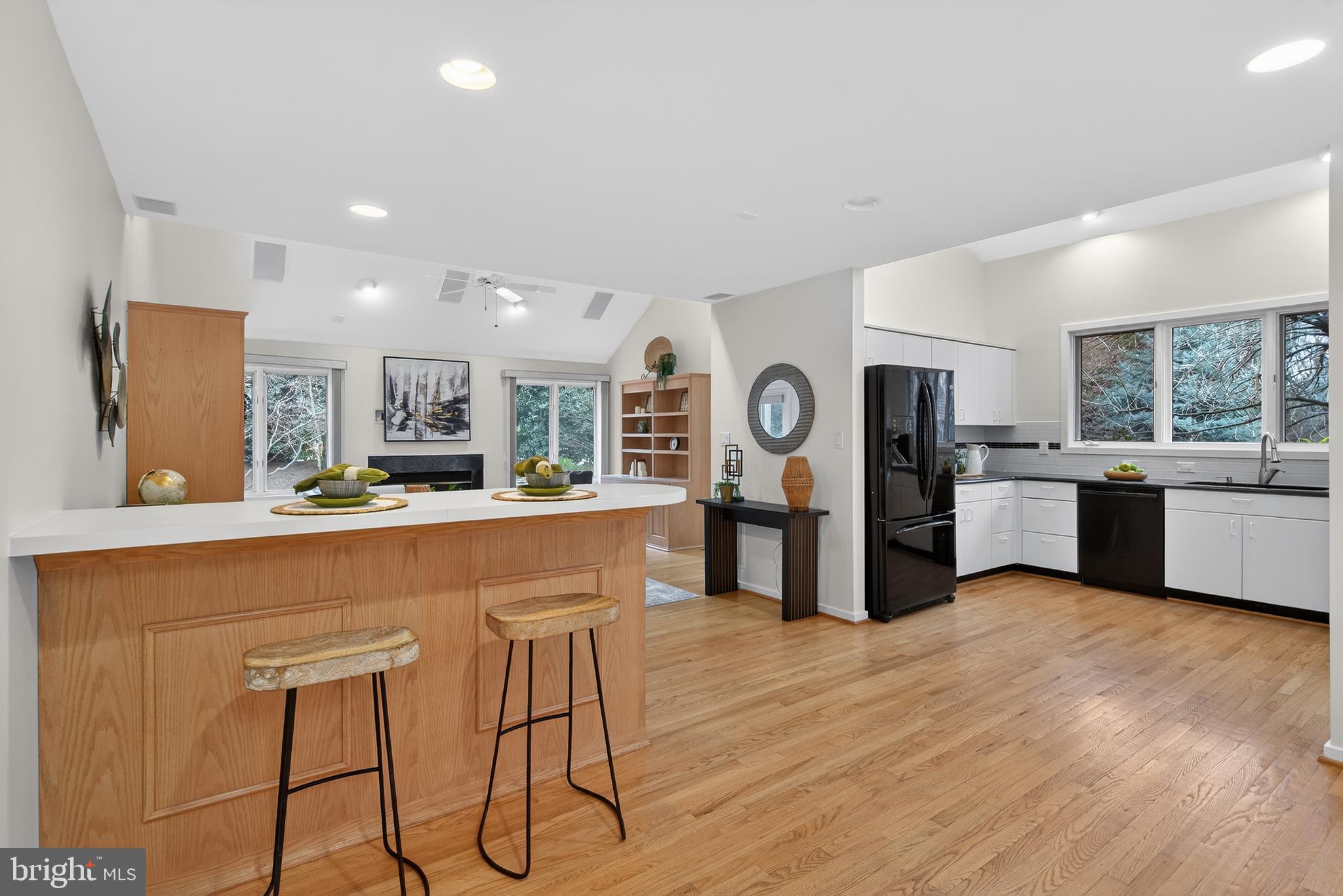 1419 BELCASTLE COURT