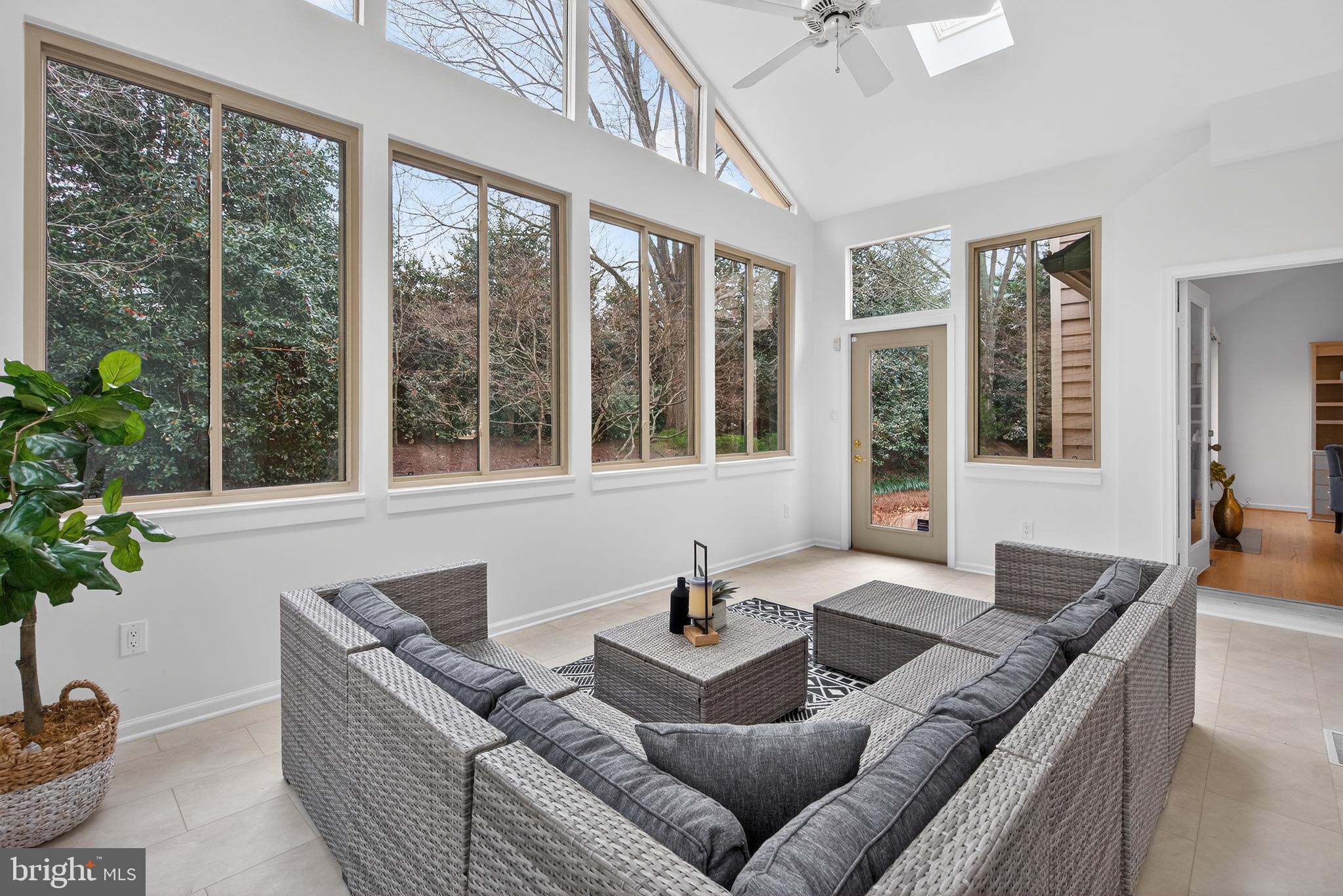 1419 BELCASTLE COURT