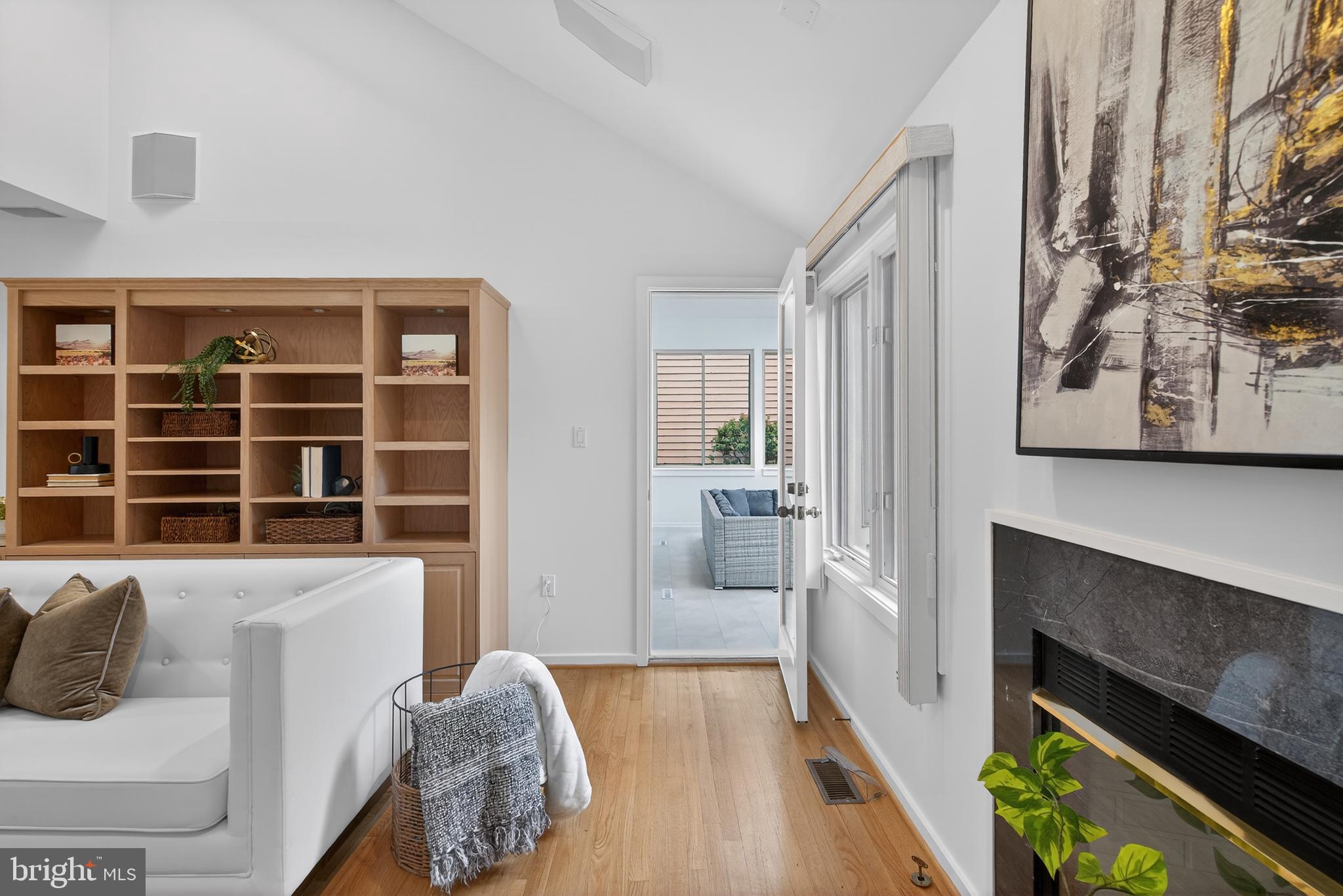 1419 BELCASTLE COURT