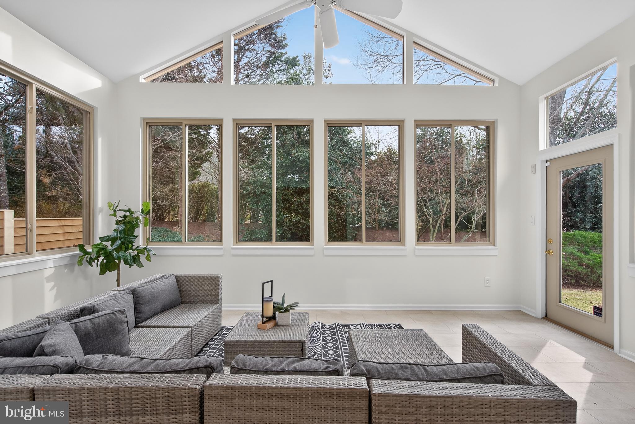 1419 BELCASTLE COURT