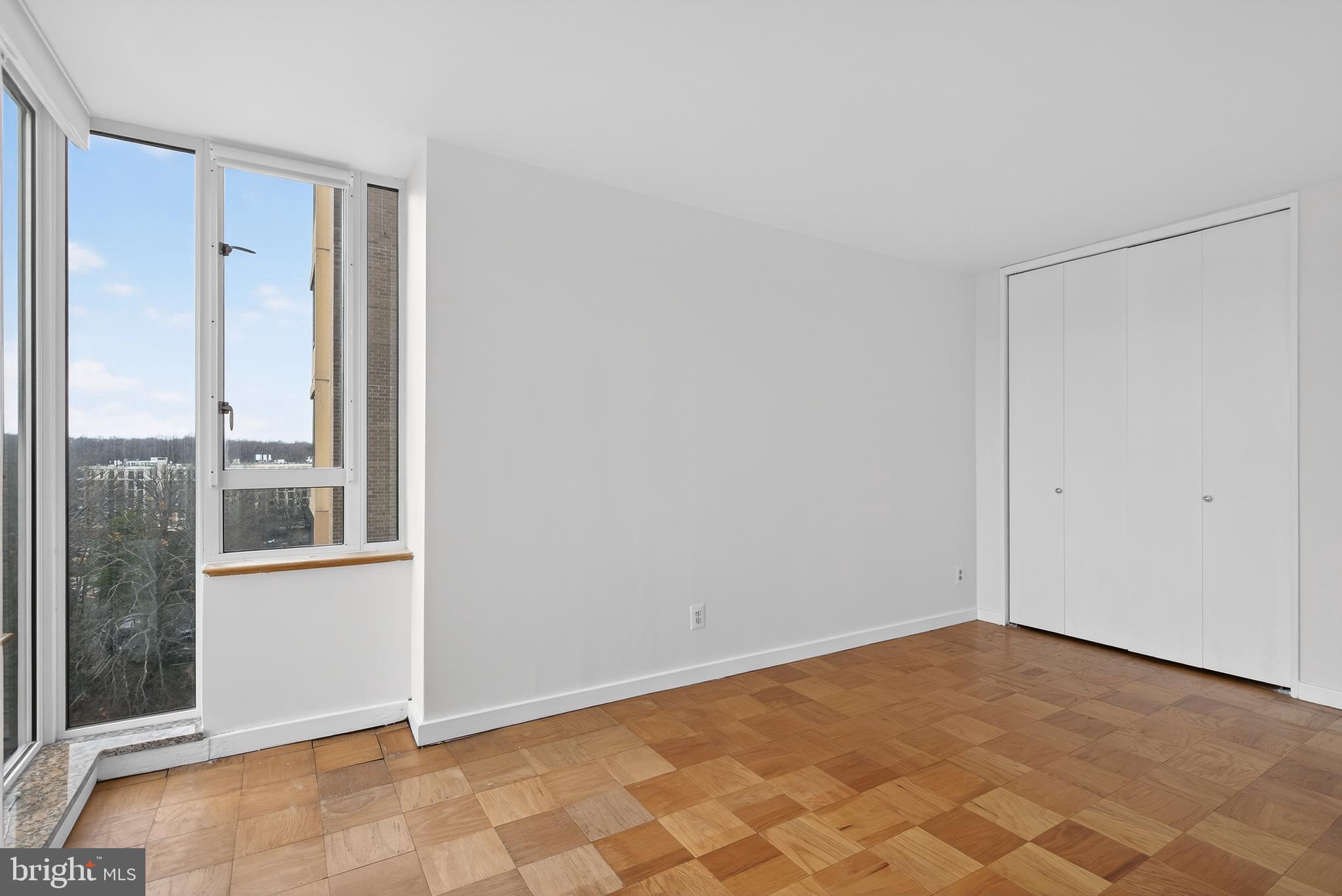 11400 WASHINGTON PLAZA W 1303