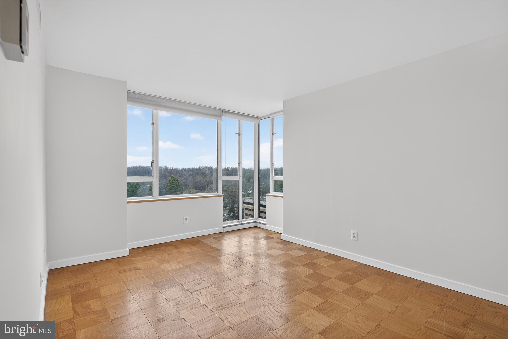 11400 WASHINGTON PLAZA W 1303