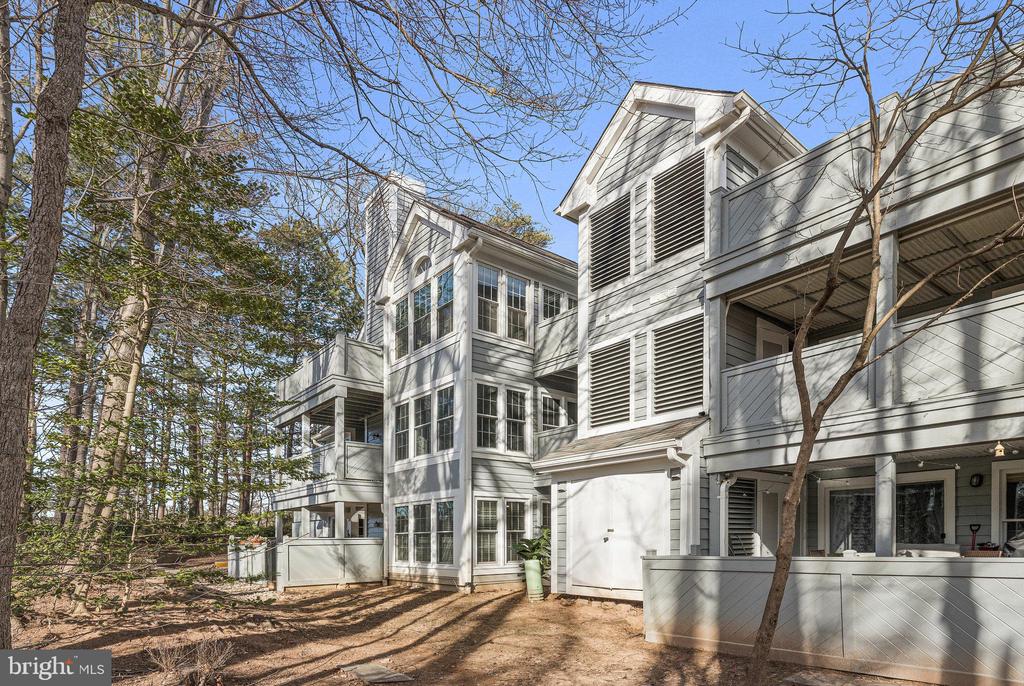 1577 CHURCH HILL PLACE 1577
