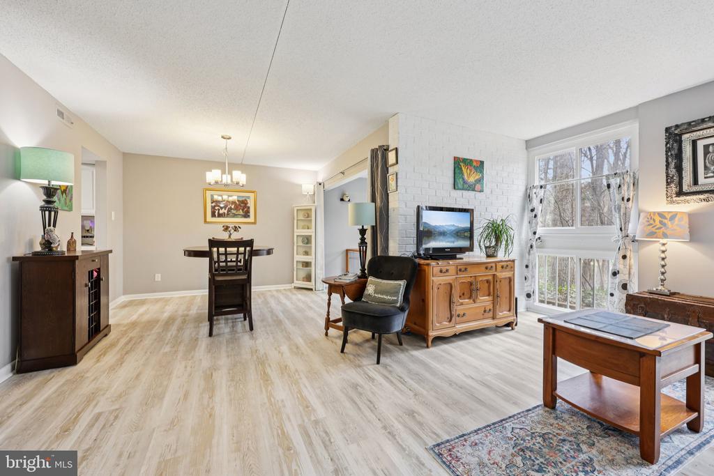 1534 MOORINGS DRIVE 7A/2A