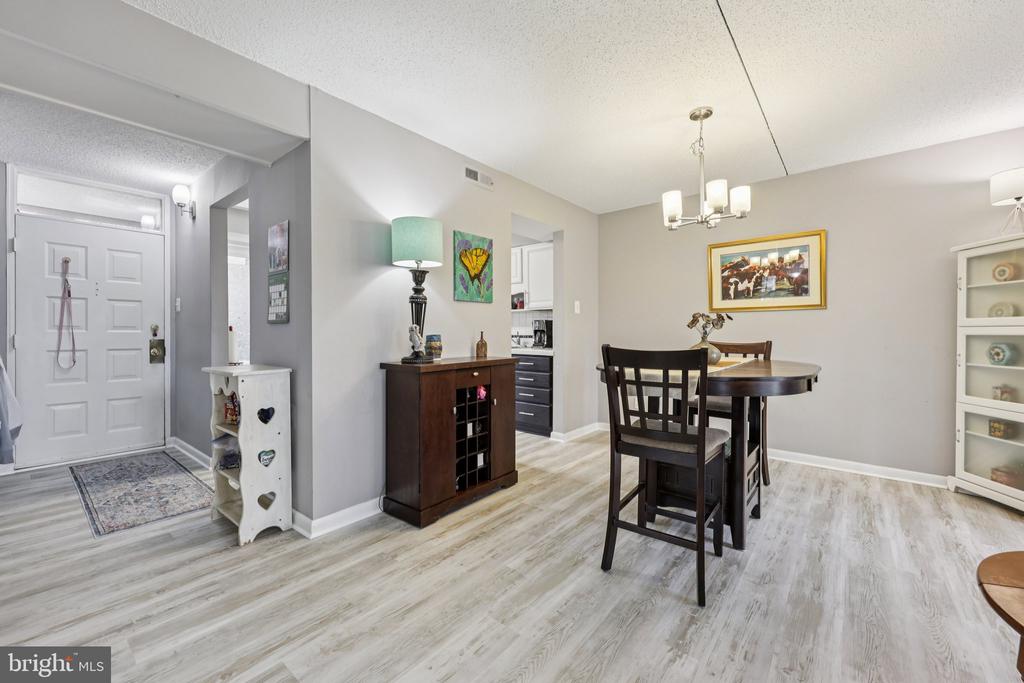 1534 MOORINGS DRIVE 7A/2A
