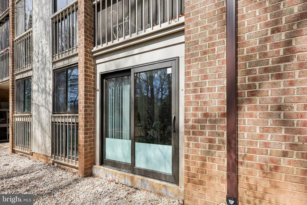 1534 MOORINGS DRIVE 7A/2A