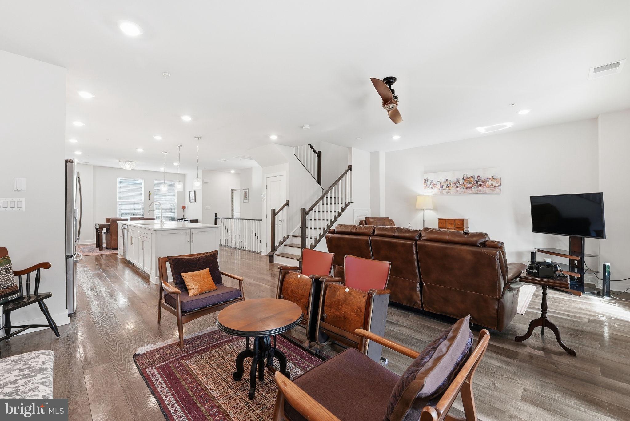 2338 WATER PROMENADE AVENUE 2F