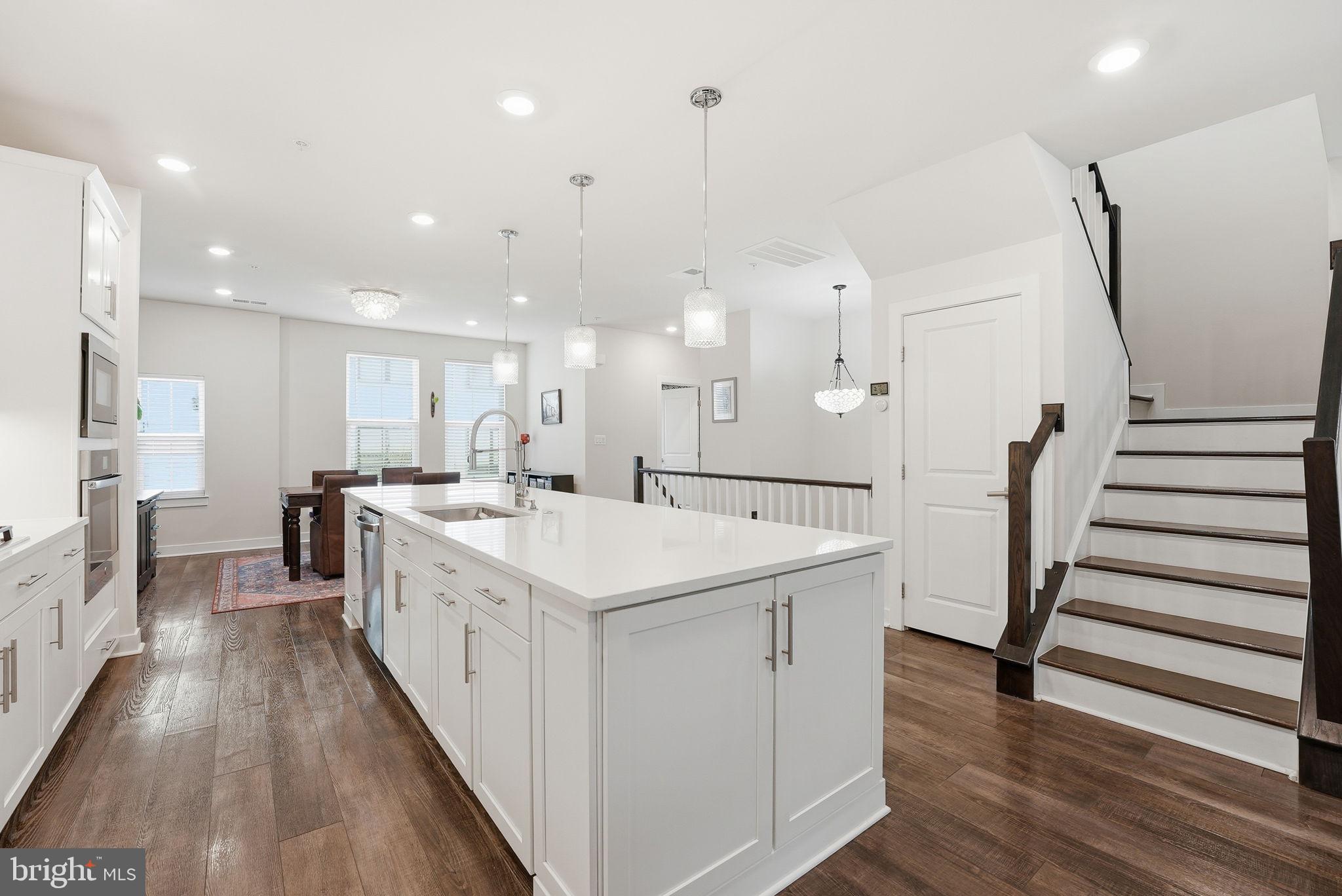 2338 WATER PROMENADE AVENUE 2F