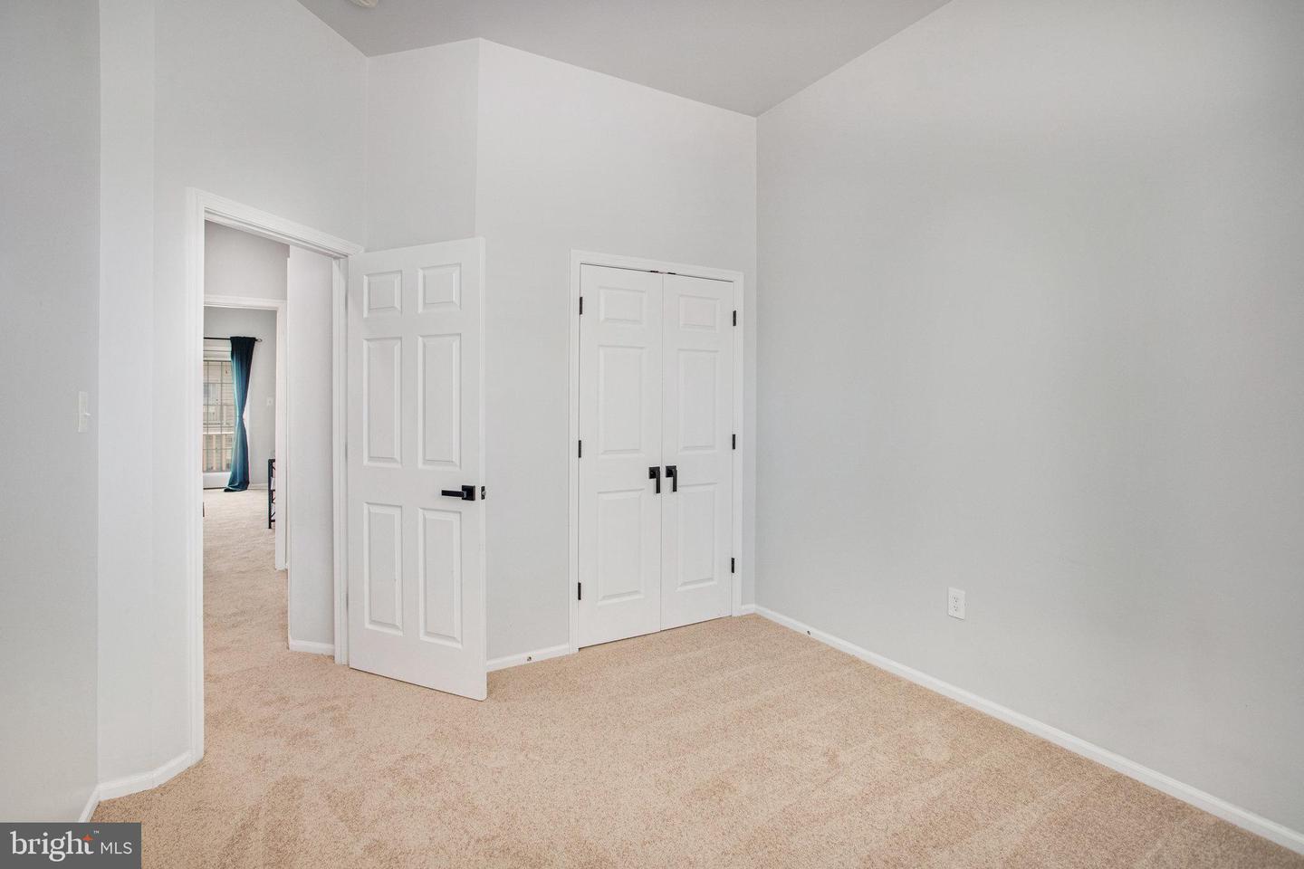 9511 Walker Way