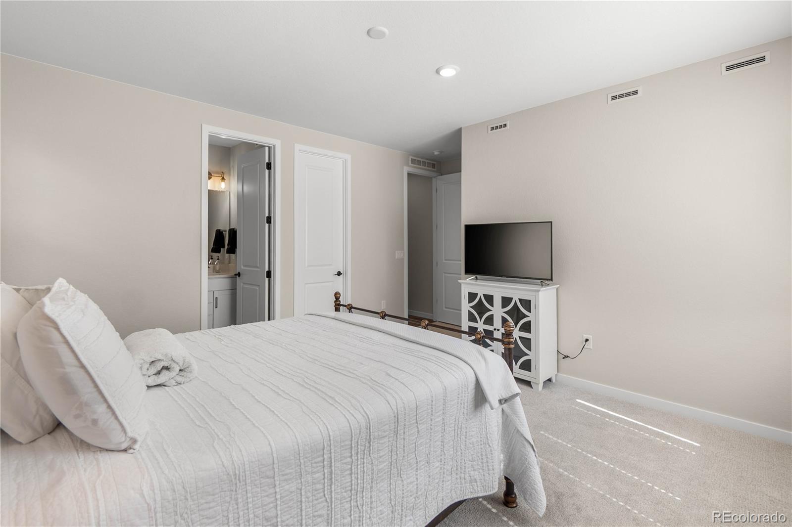 8484 Orchard City Drive