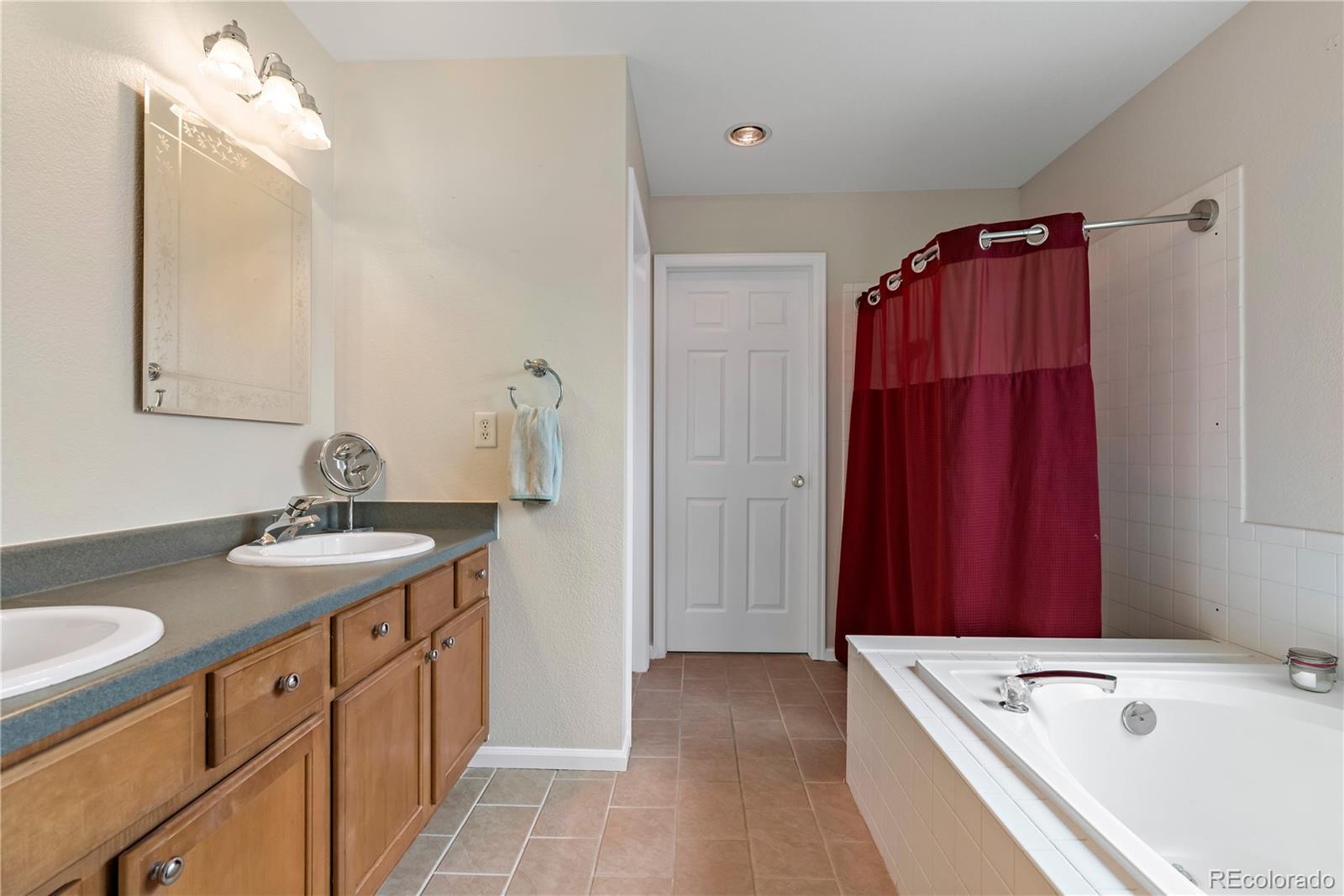 5015 Bayou Gulch Street