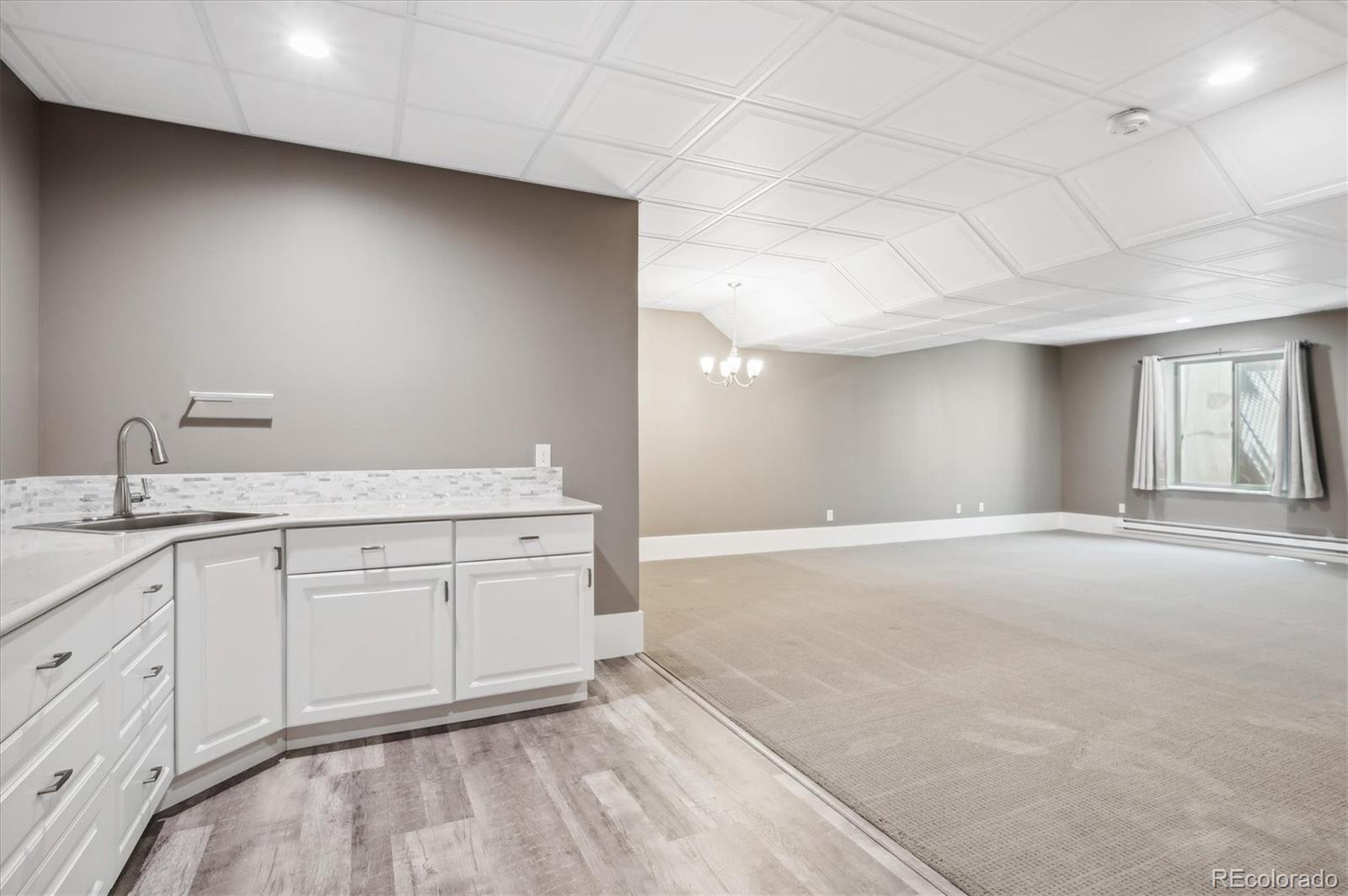 11904 Barrentine Loop