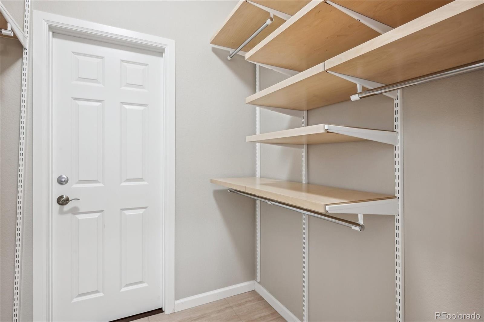 11904 Barrentine Loop