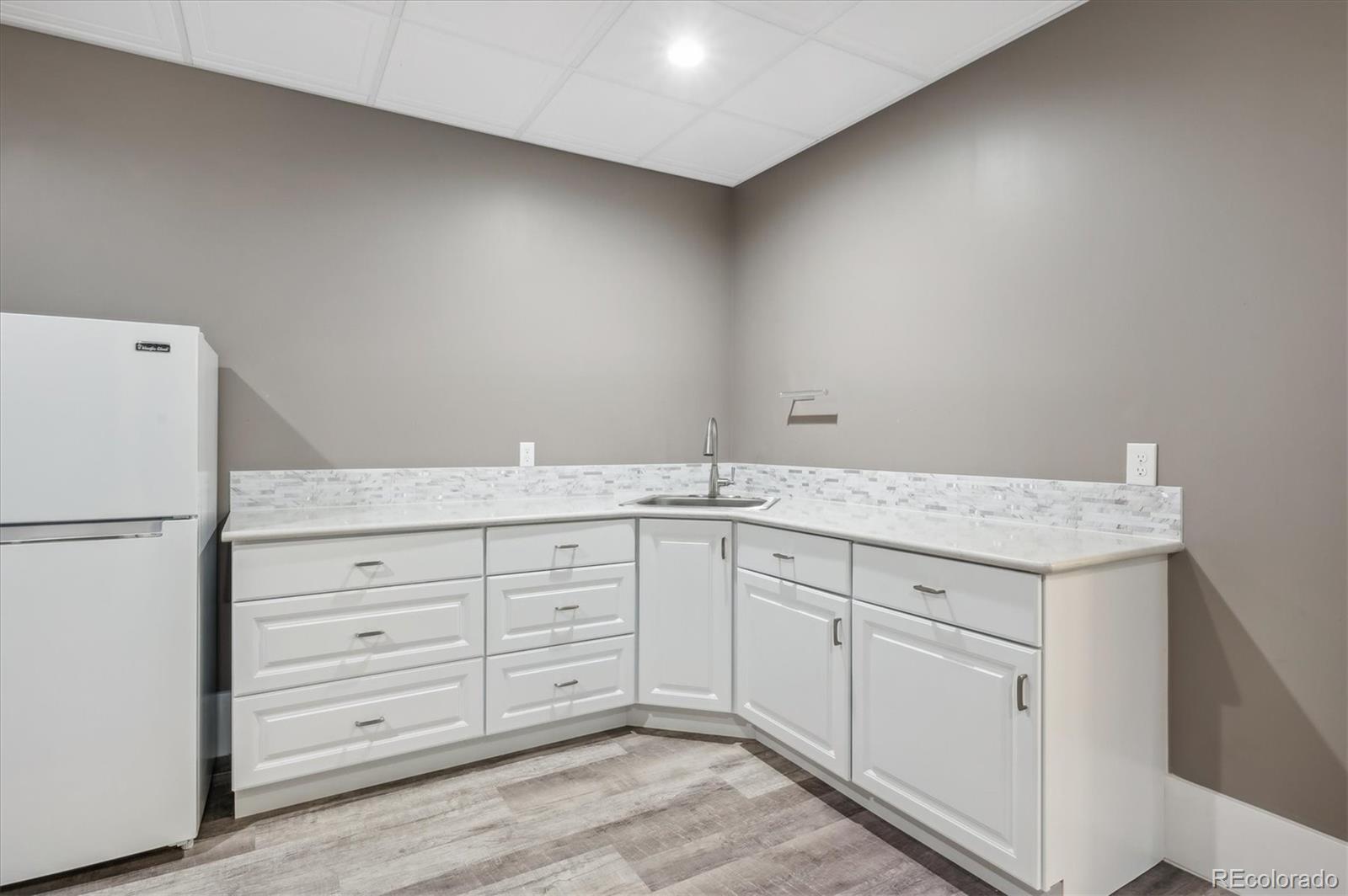 11904 Barrentine Loop