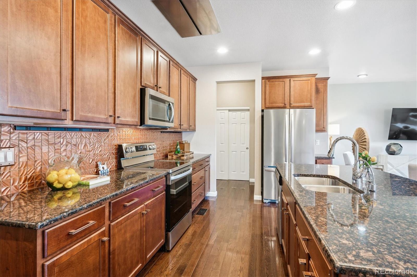 11904 Barrentine Loop