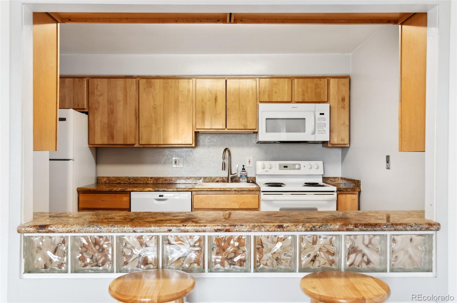 1008 N Corona Street Unit: 405