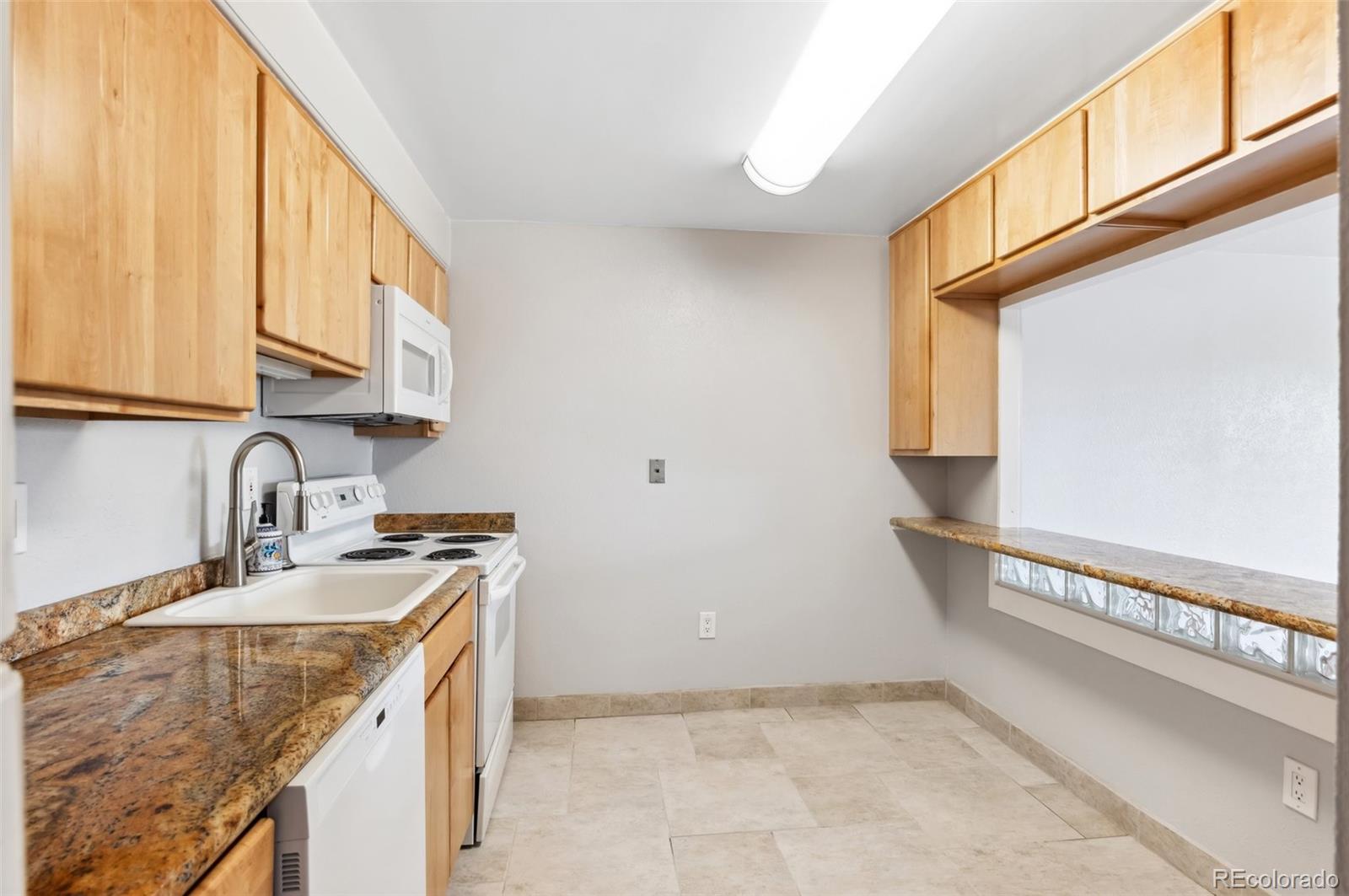 1008 N Corona Street Unit: 405