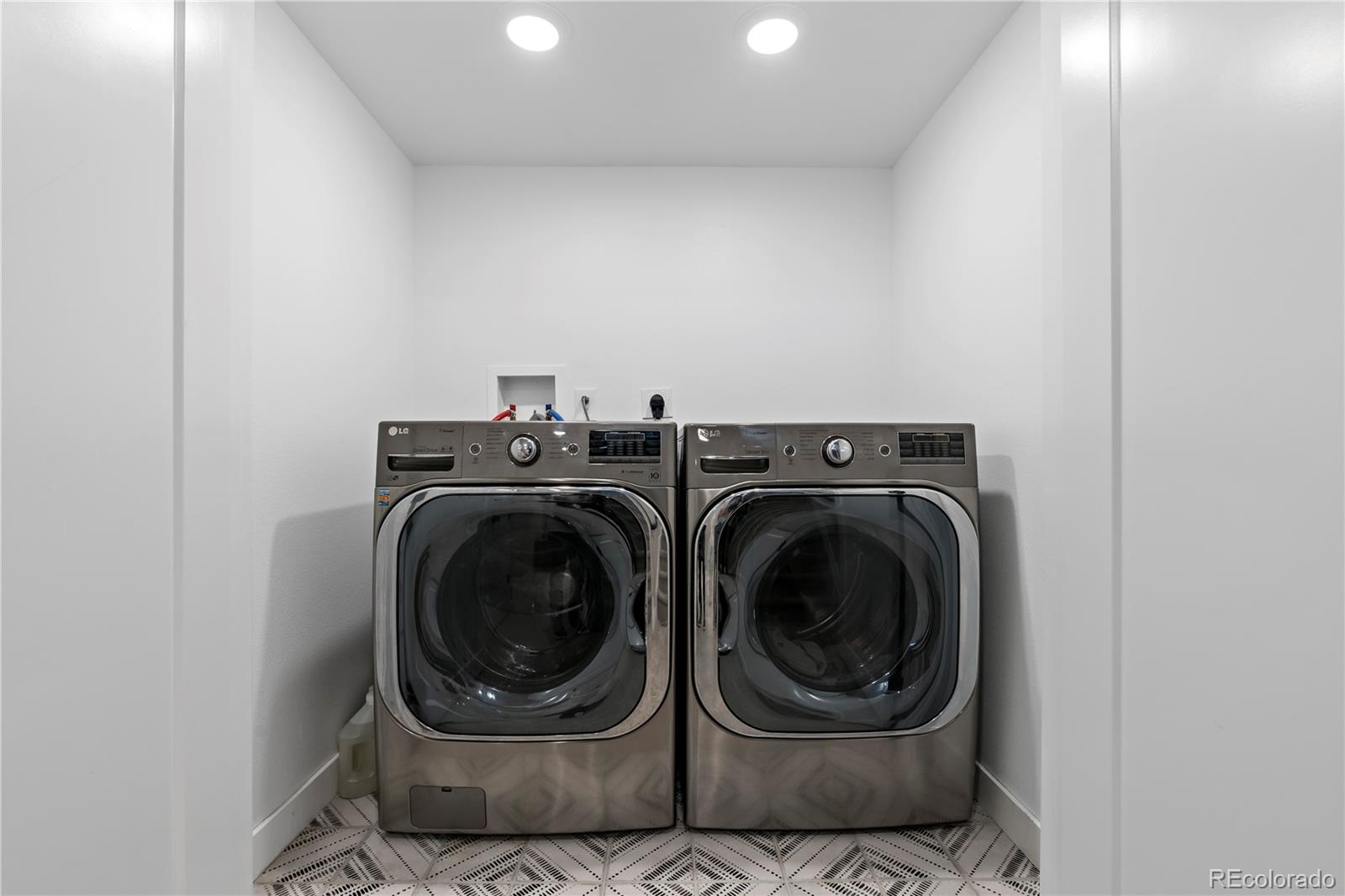 4585 S Salida Street