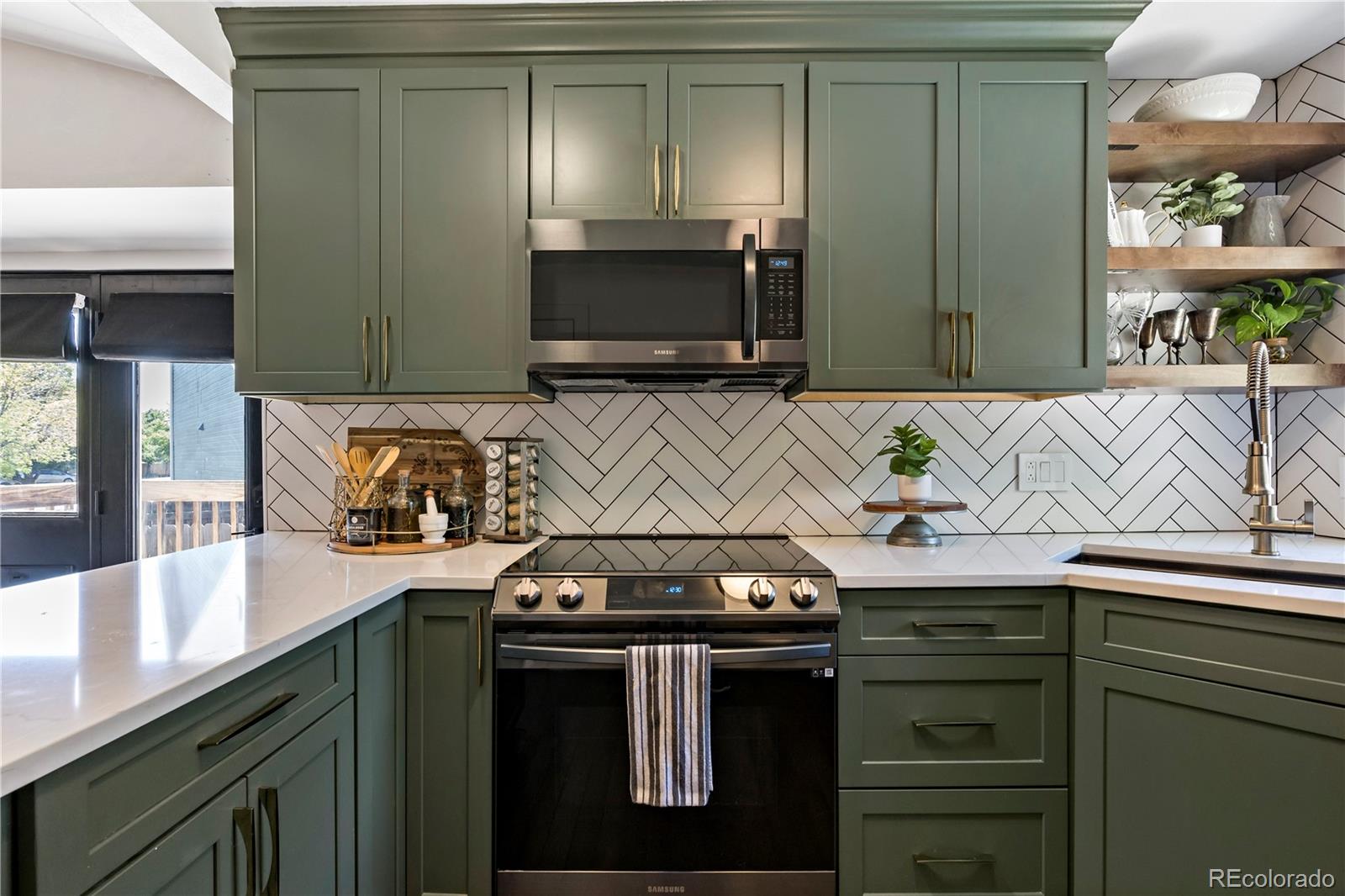 4585 S Salida Street