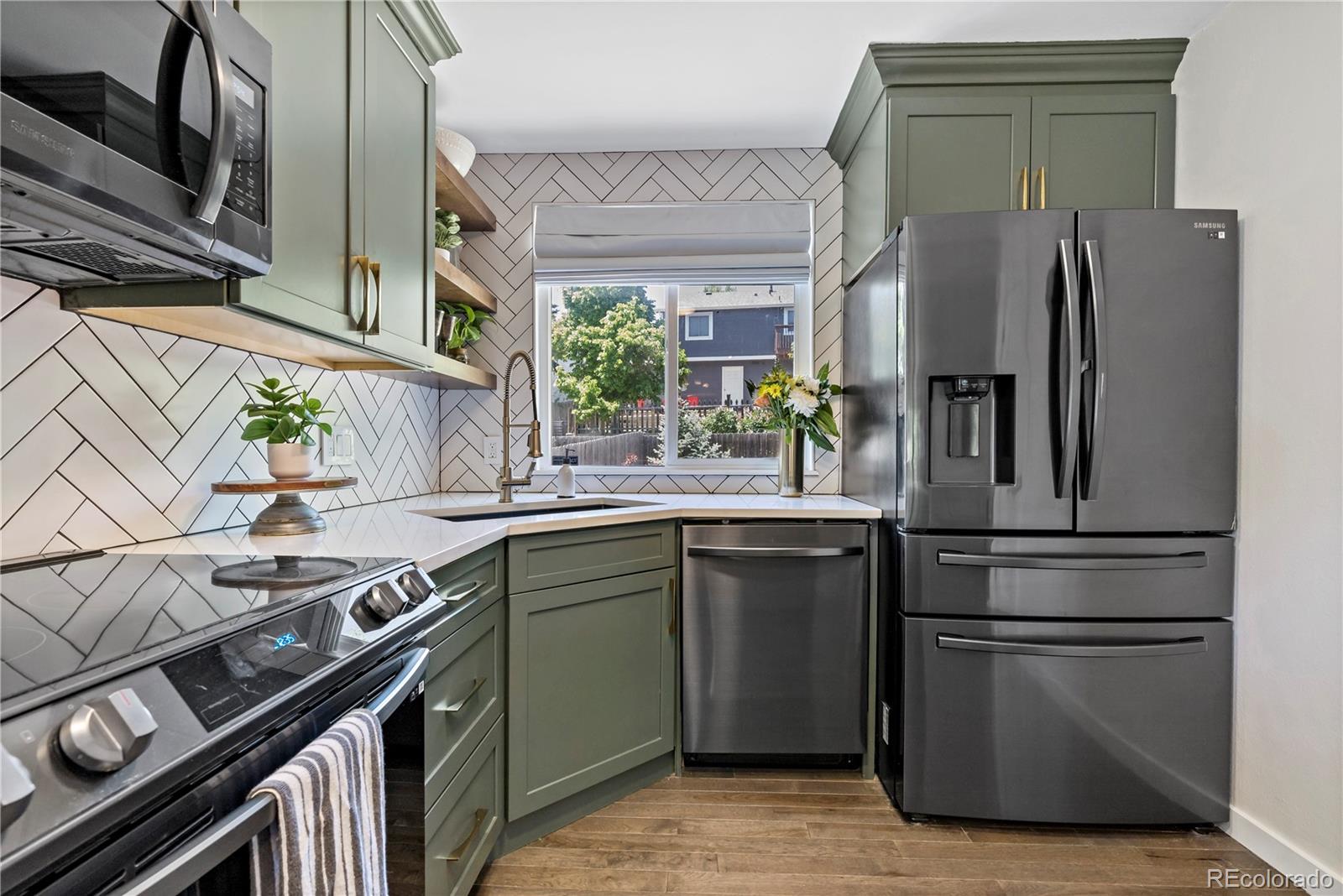 4585 S Salida Street