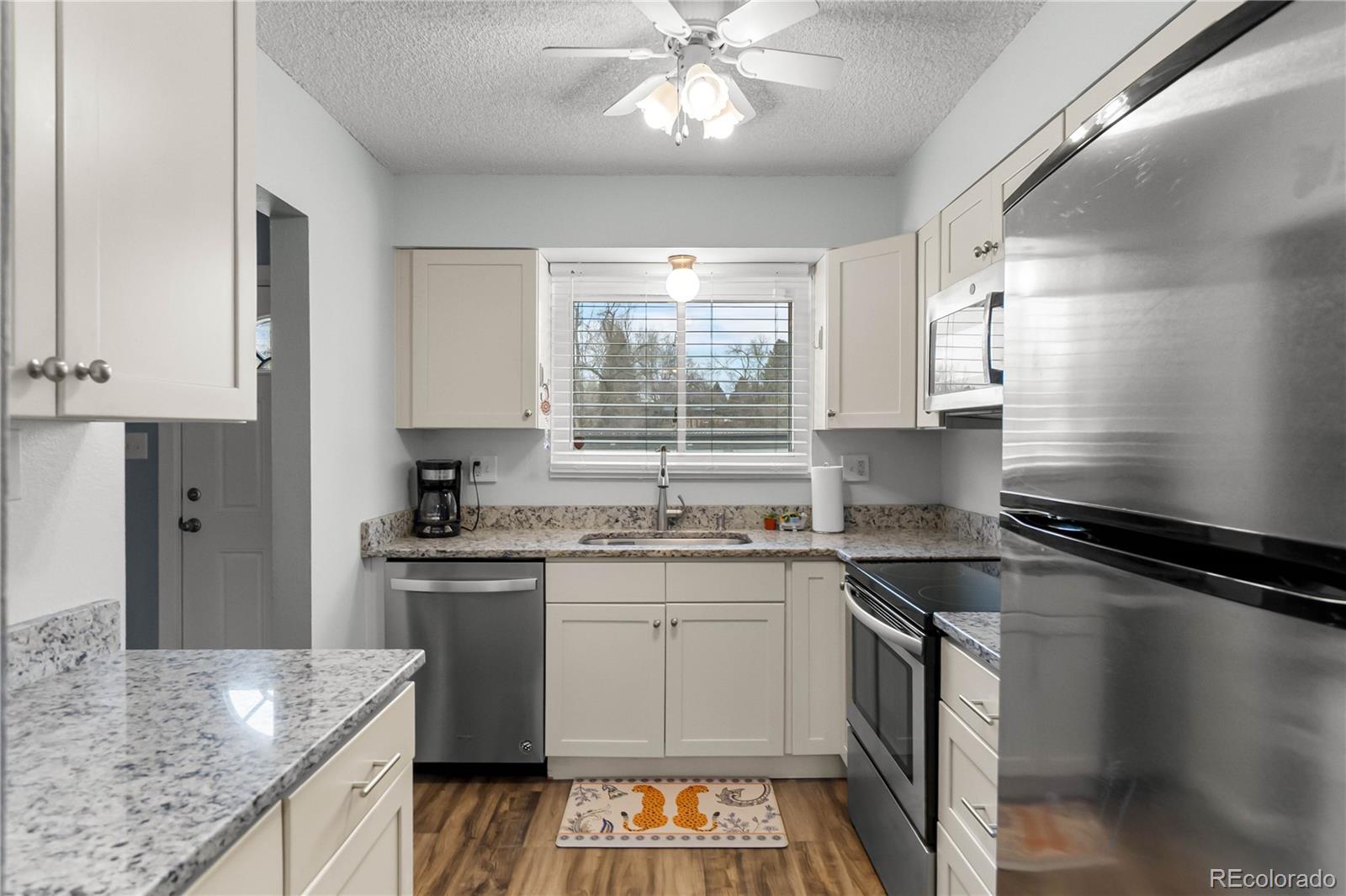 488 E Highline Circle