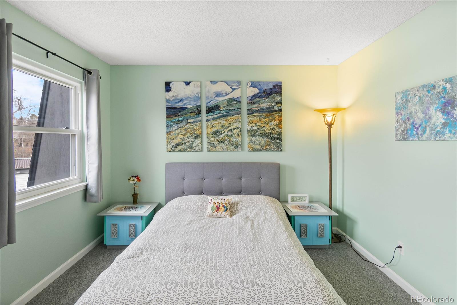 488 E Highline Circle