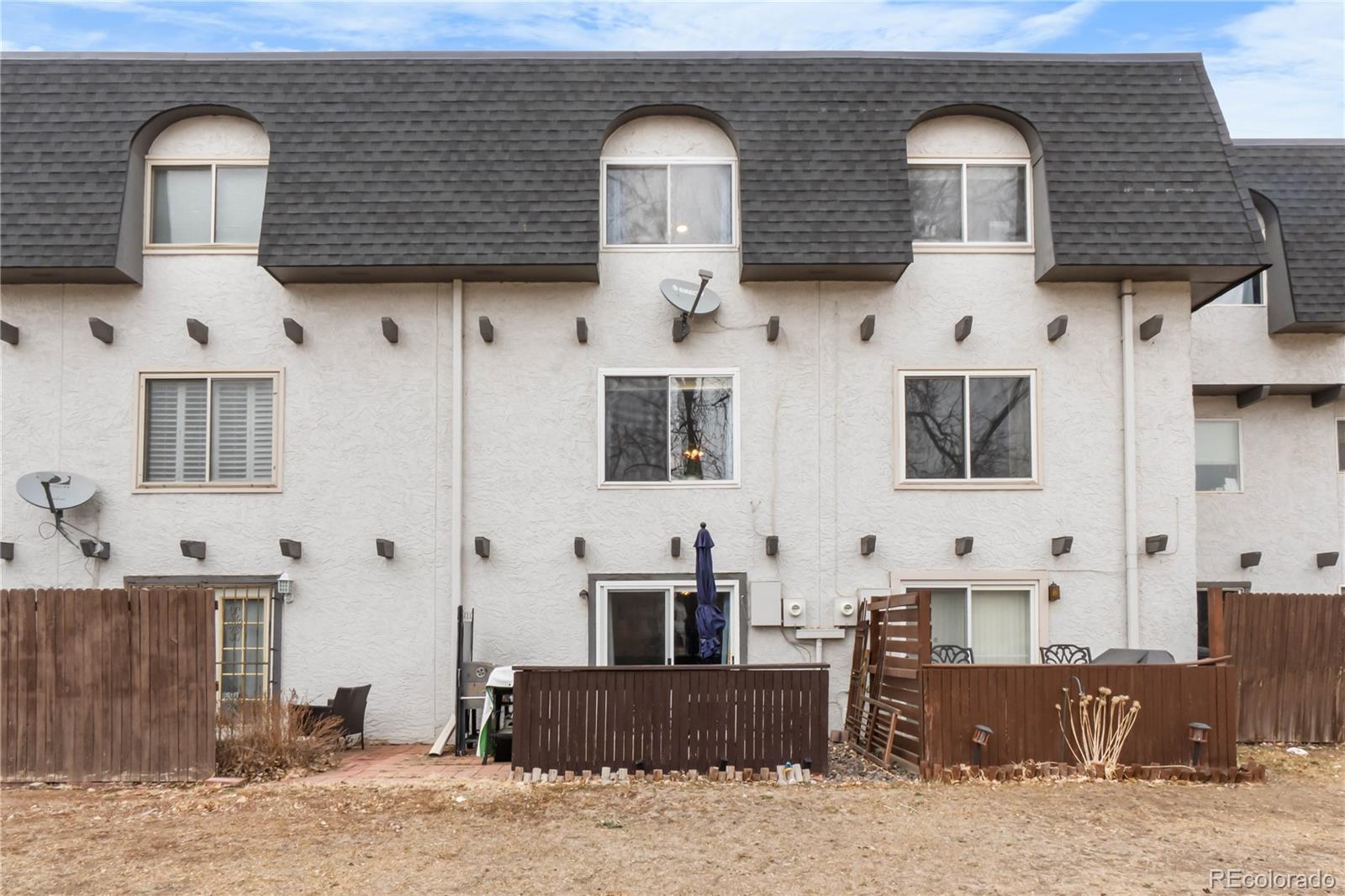 488 E Highline Circle