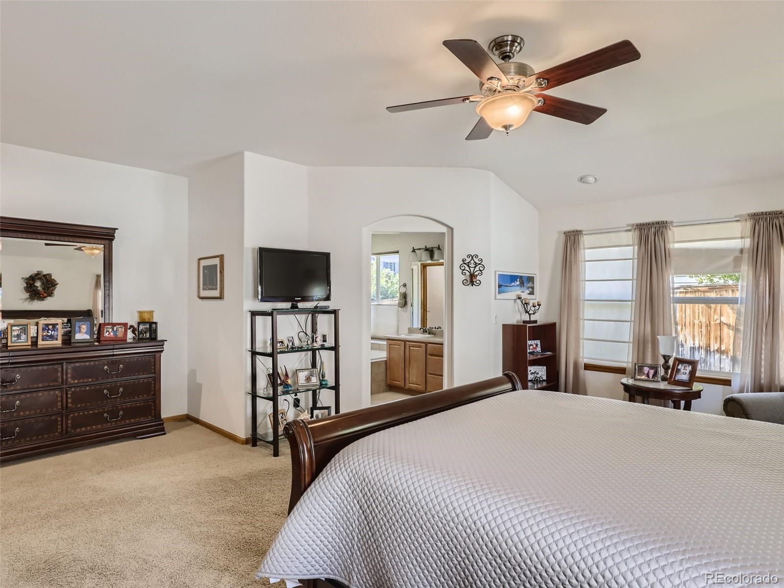 10659 W Weaver Drive