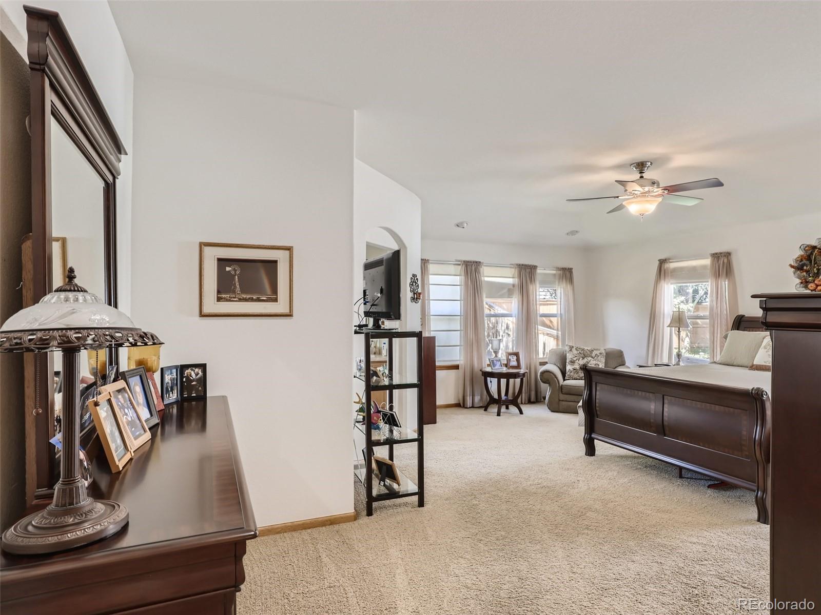 10659 W Weaver Drive