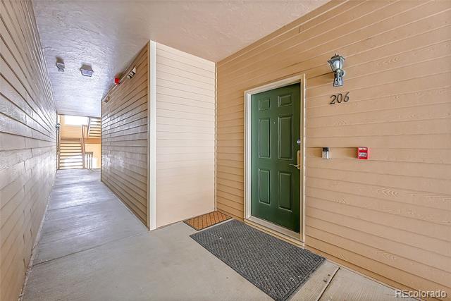 8457 S Hoyt Way Unit: 206
