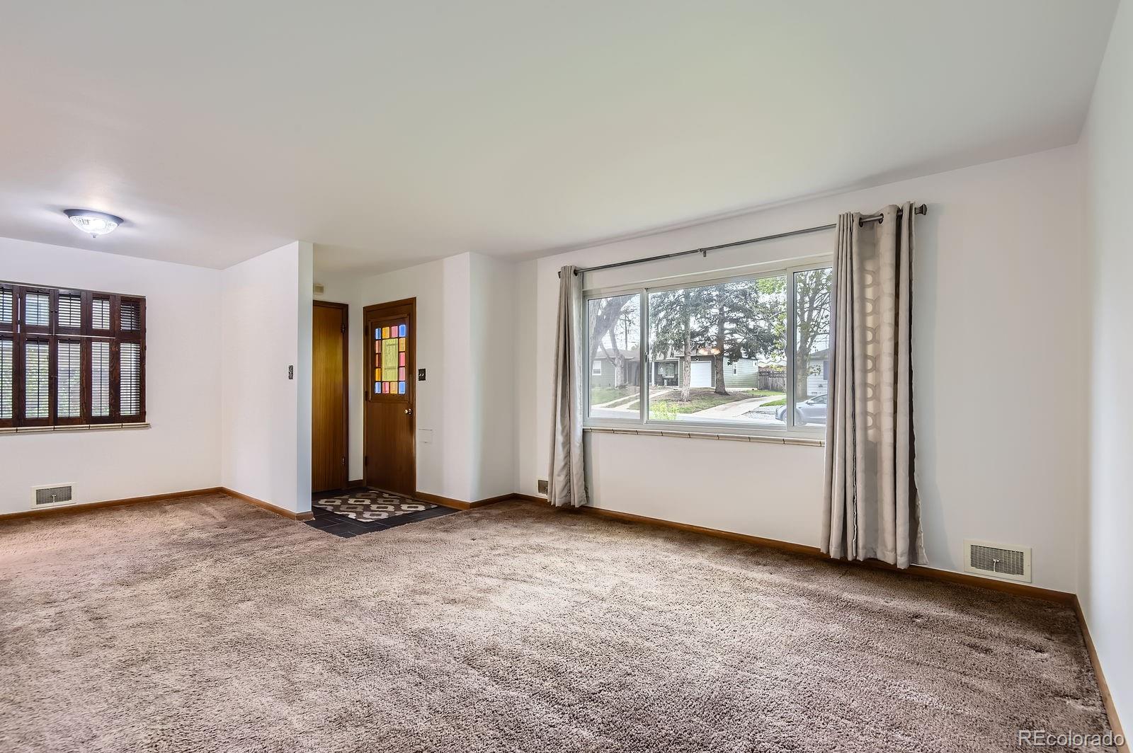 5370 S Sherman Street