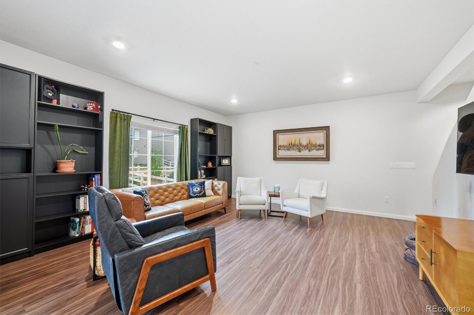 5151 Blue Lunar Lane