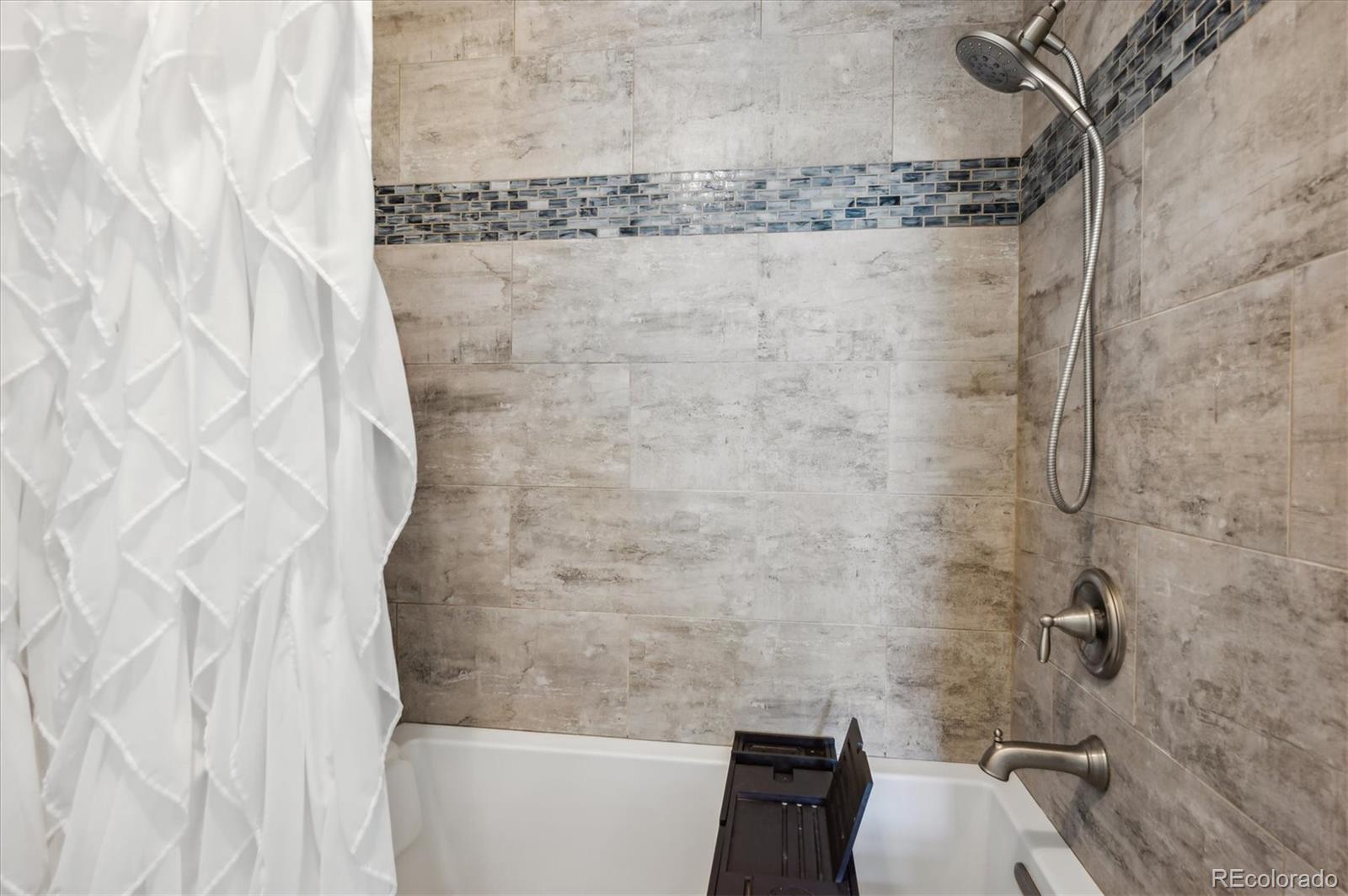 19437 E Mann Creek Drive Unit: A