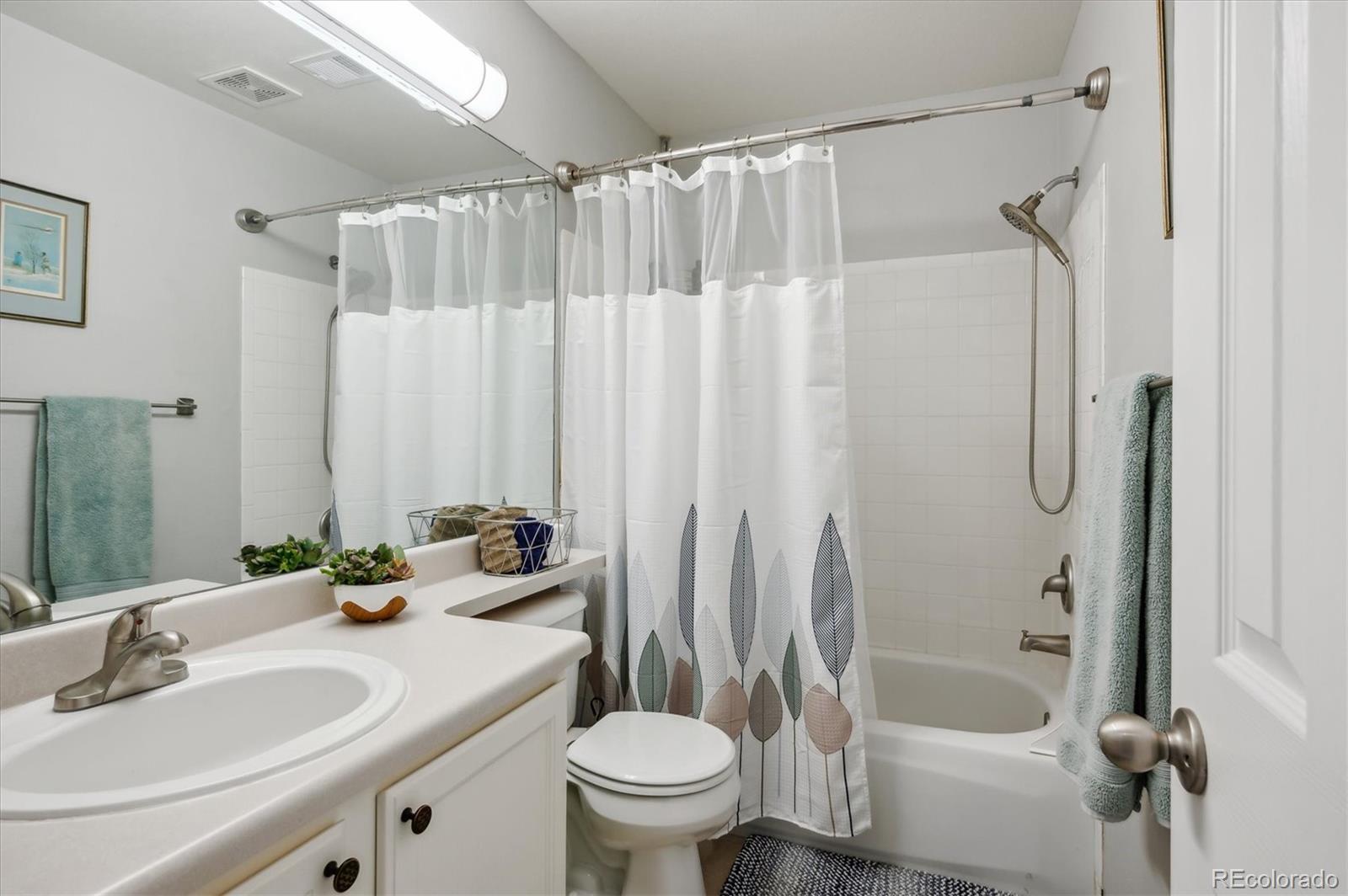 19437 E Mann Creek Drive Unit: A