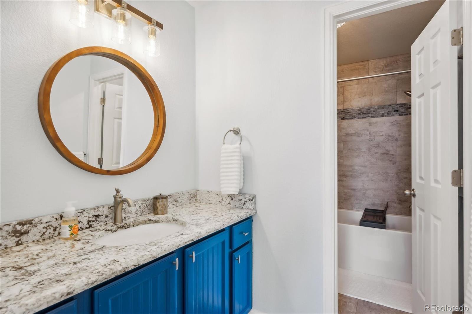 19437 E Mann Creek Drive Unit: A