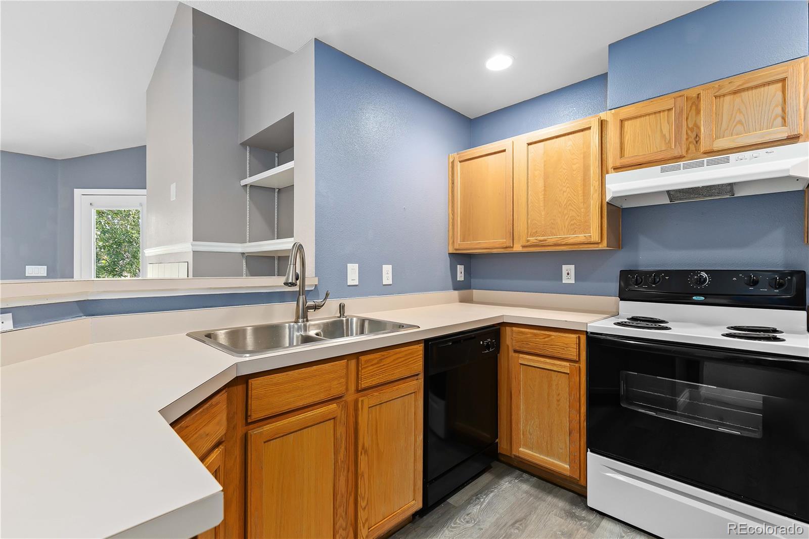 4296 S Eldridge Street Unit: 203