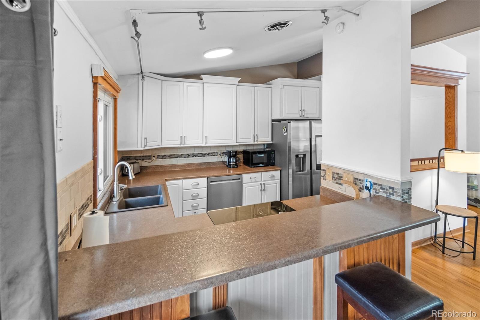 8010 W Chestnut Drive