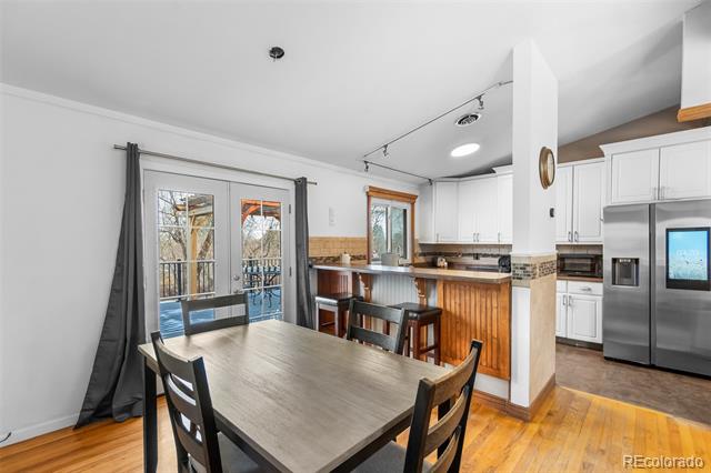 8010 W Chestnut Drive
