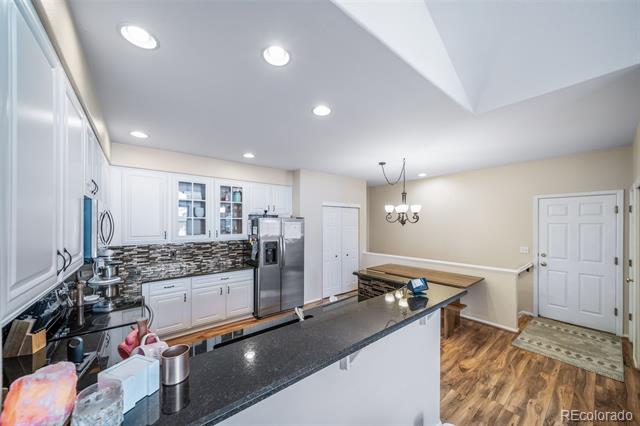 3104 Newport Circle