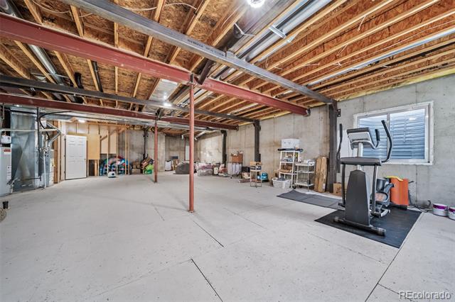 3104 Newport Circle
