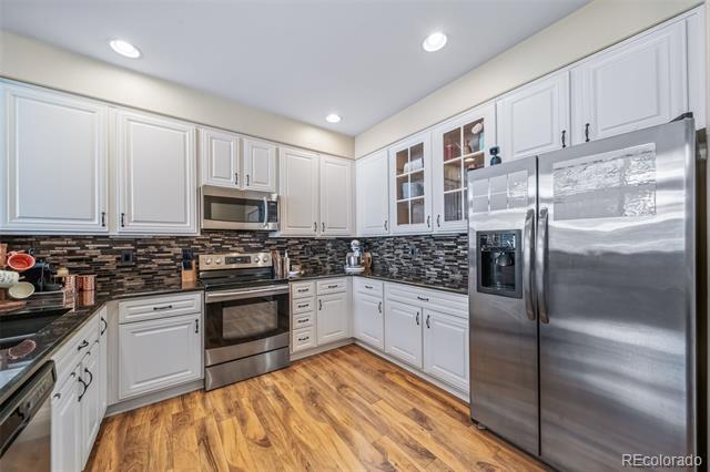 3104 Newport Circle