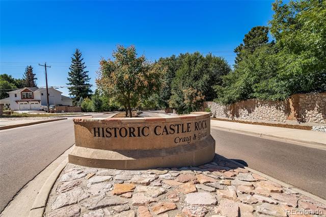 3104 Newport Circle