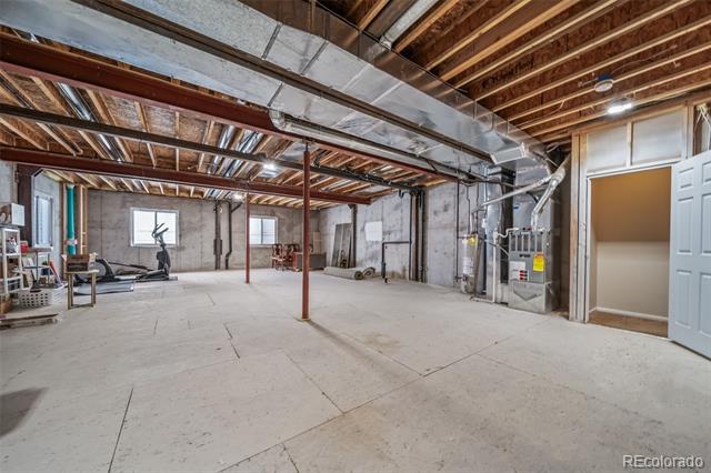 3104 Newport Circle