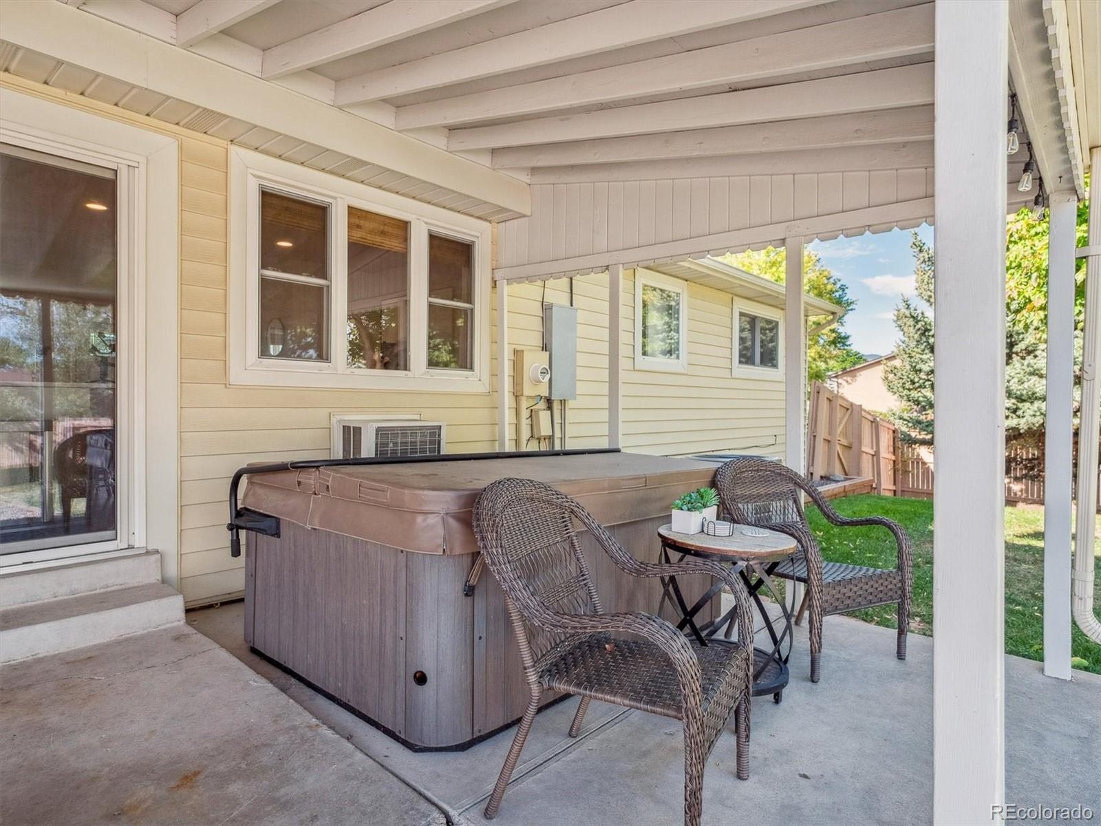 9183 W Calhoun Place