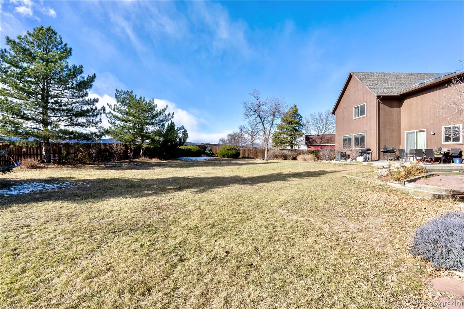 8166 W Geddes Avenue