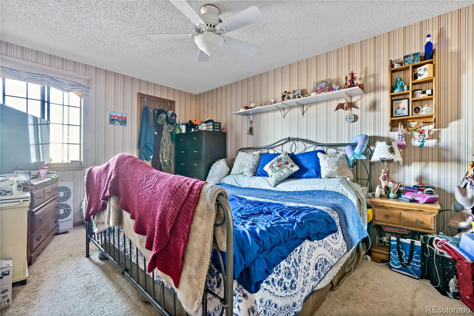 8166 W Geddes Avenue