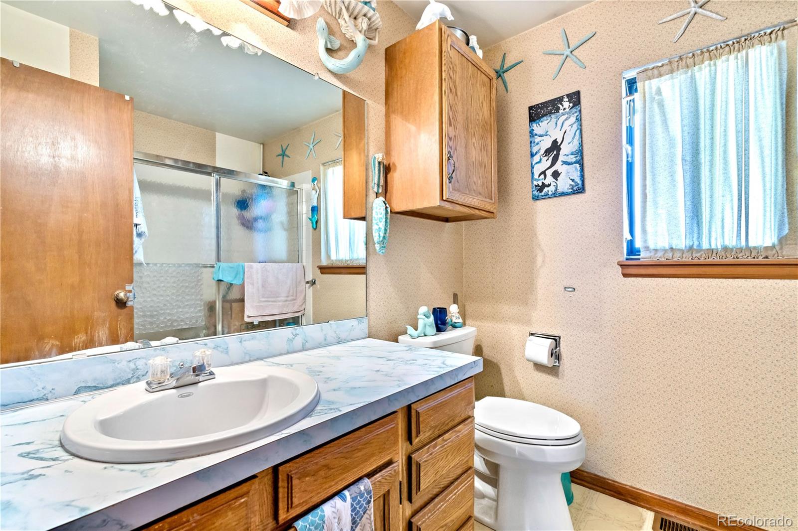 8166 W Geddes Avenue