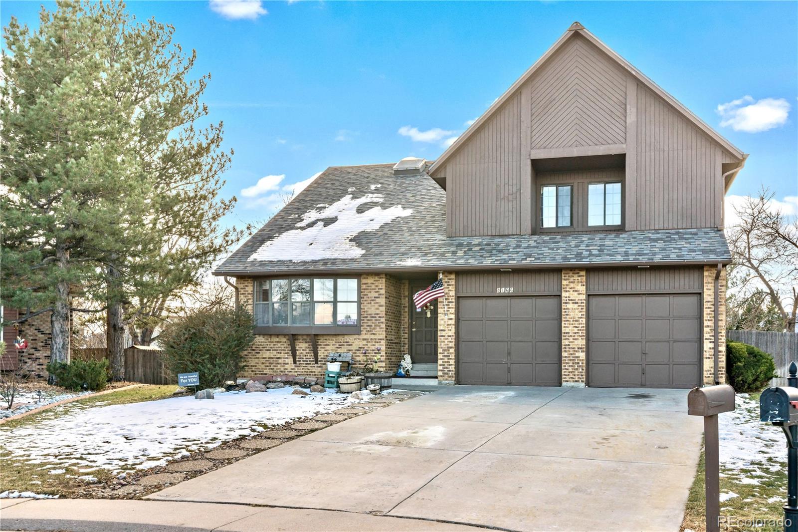 8166 W Geddes Avenue